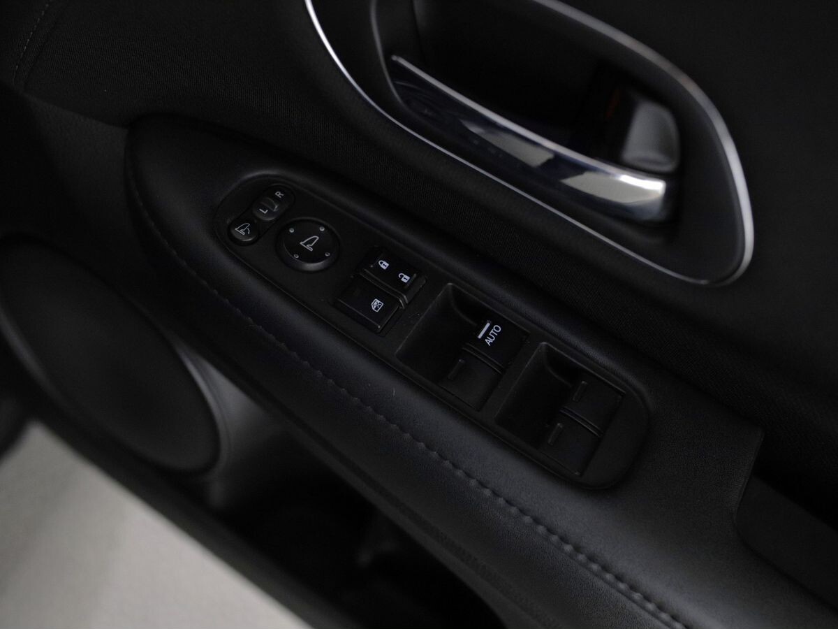 Honda Vezel 2015 - фото автомобиля