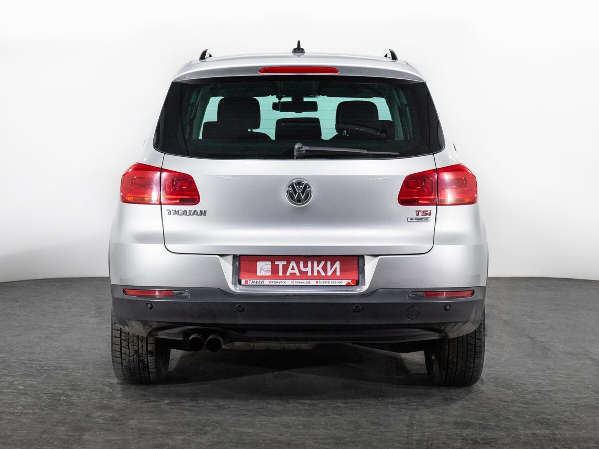 Volkswagen Tiguan 2015 - фото автомобиля