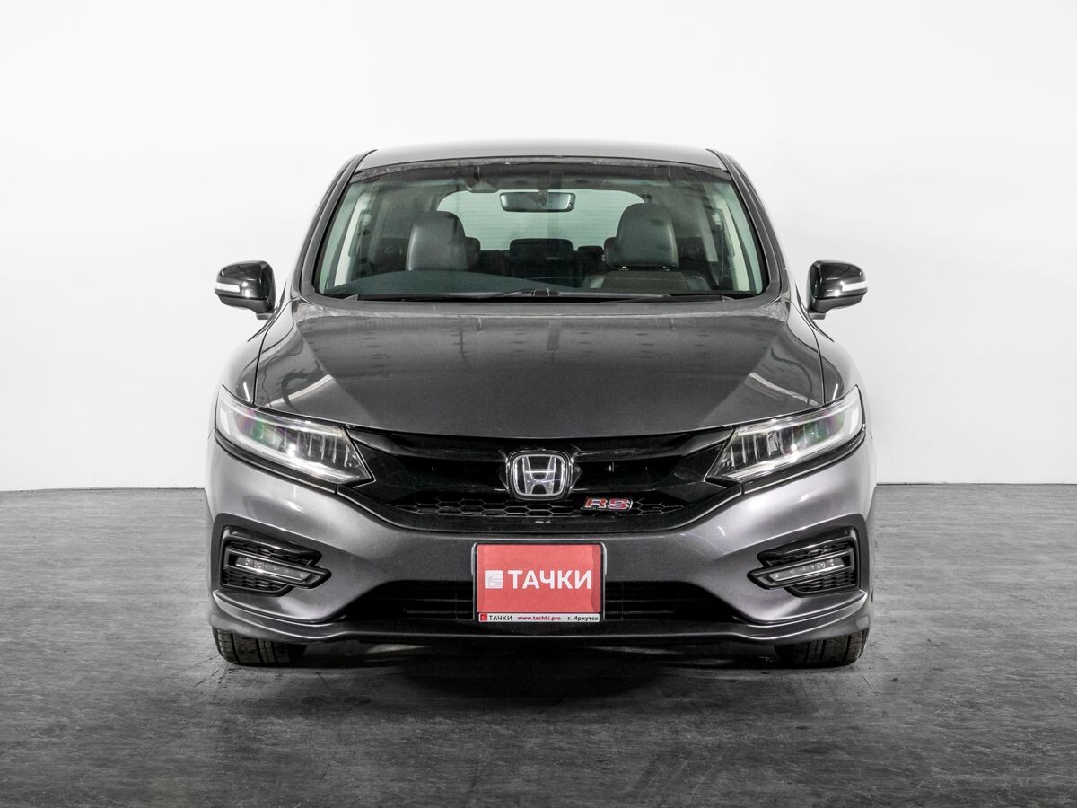 Honda Jade 2018 - фото автомобиля