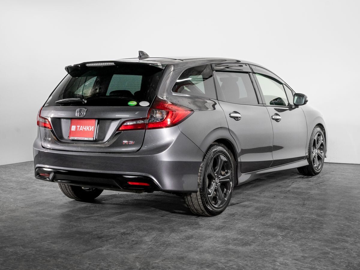 Honda Jade 2018 - фото автомобиля