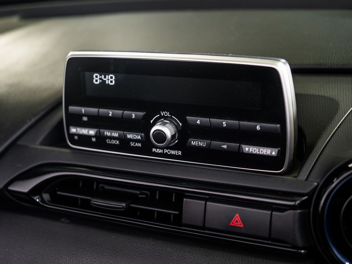 Mazda Roadster 2022 - фото автомобиля