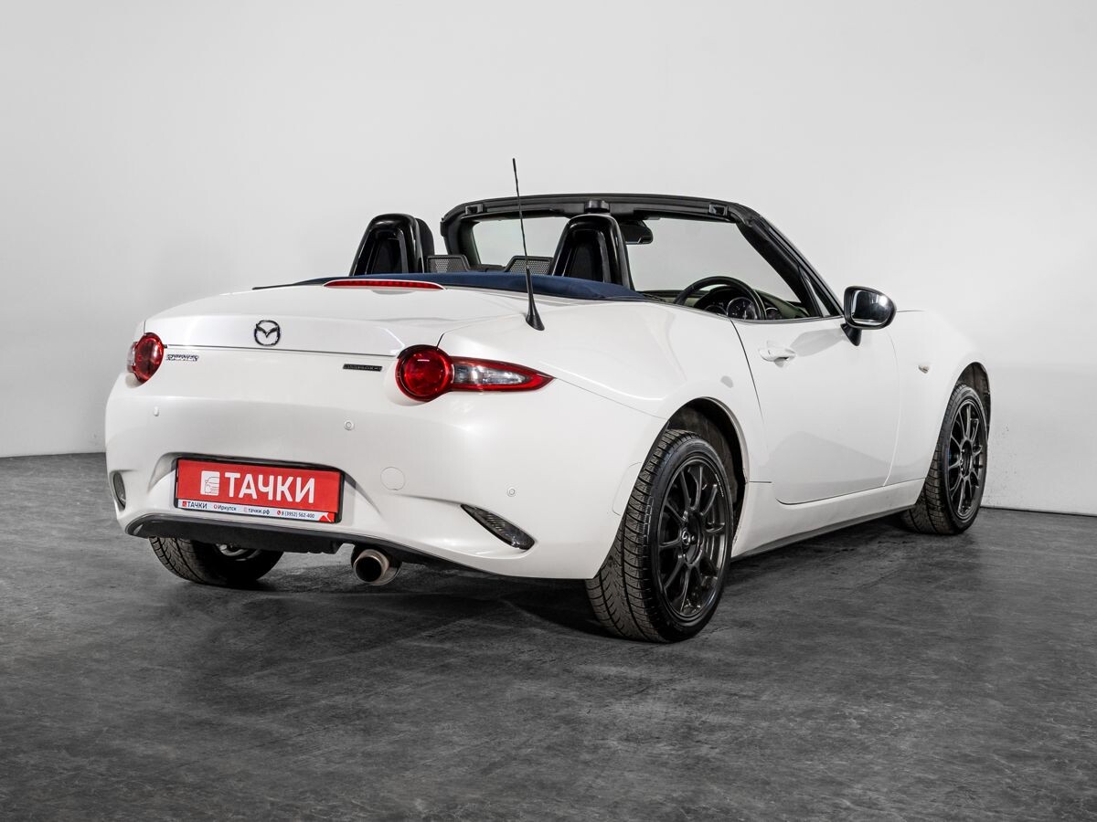 Mazda Roadster 2022 - фото автомобиля
