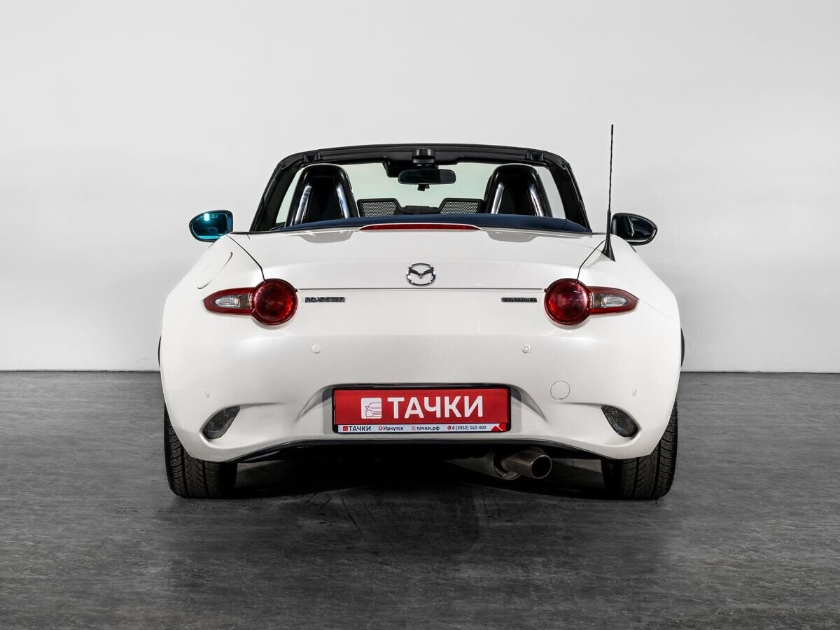 Mazda Roadster 2022 - фото автомобиля