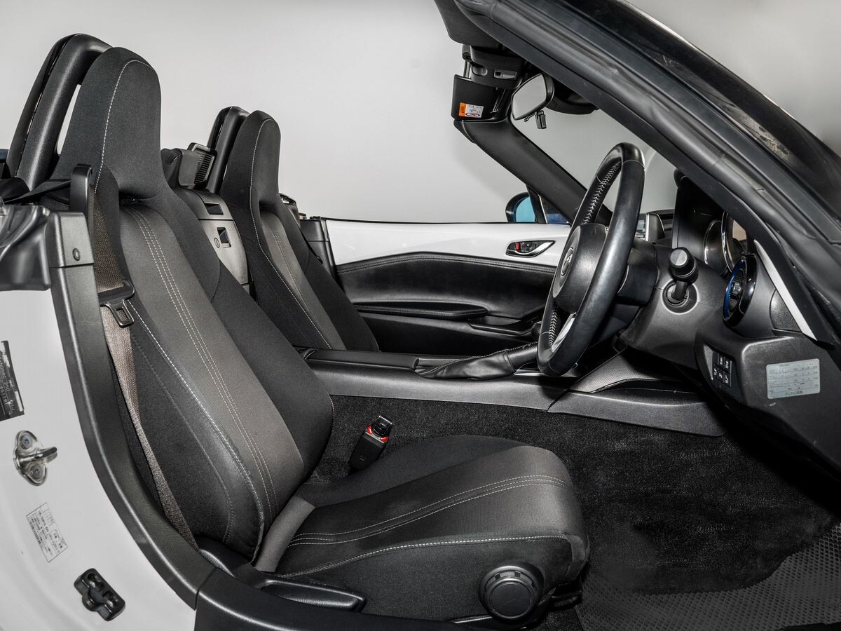 Mazda Roadster 2022 - фото автомобиля