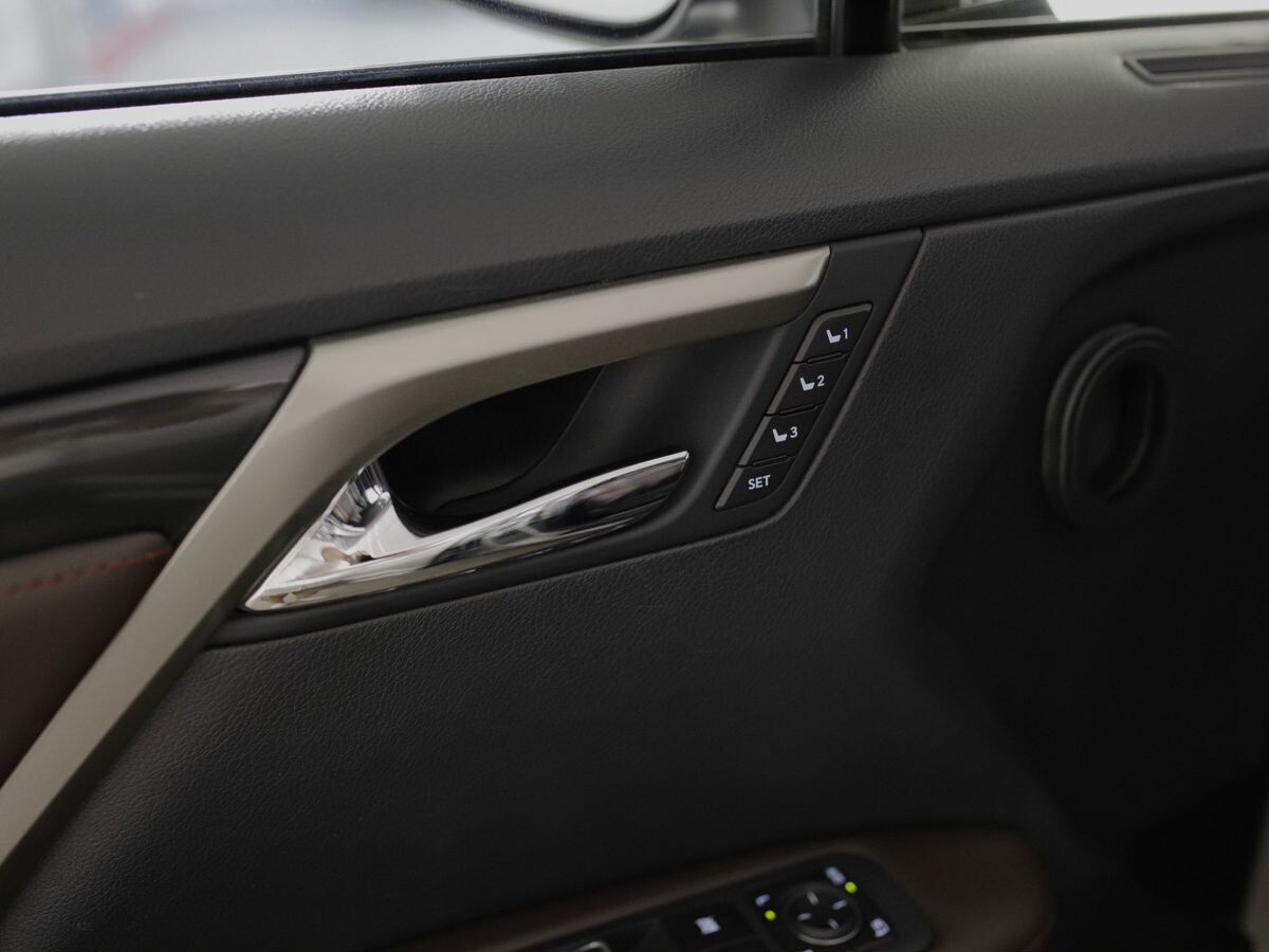 Lexus RX 2021 - фото автомобиля