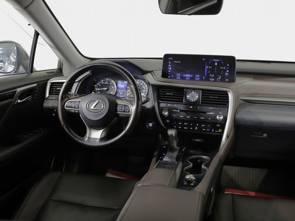 Lexus RX 2021 - фото автомобиля