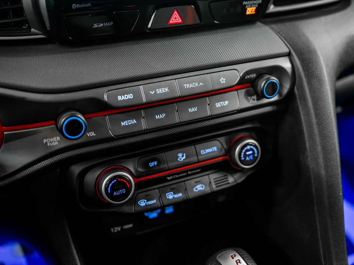 Hyundai Veloster 2019 - фото автомобиля