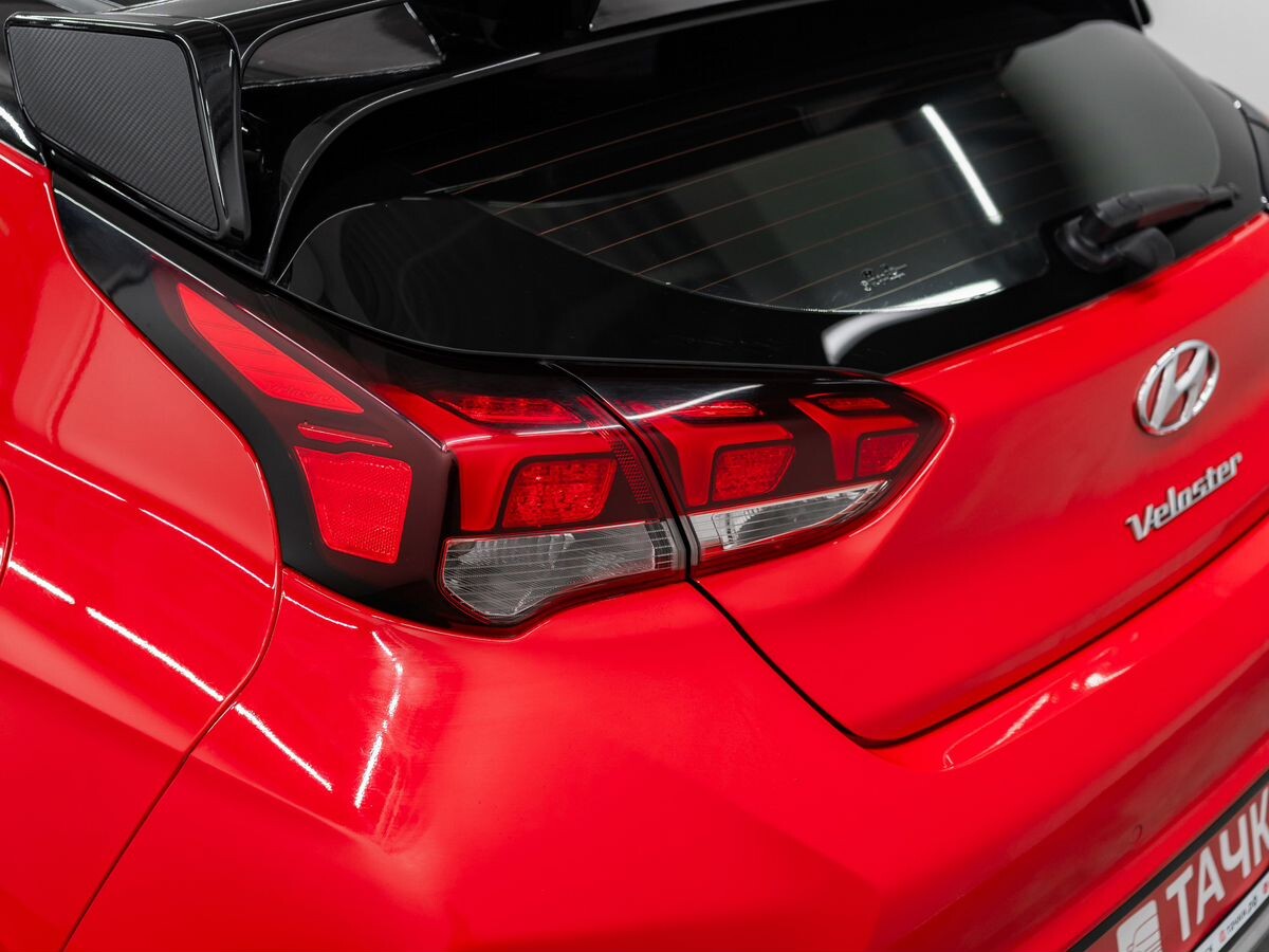 Hyundai Veloster 2019 - фото автомобиля