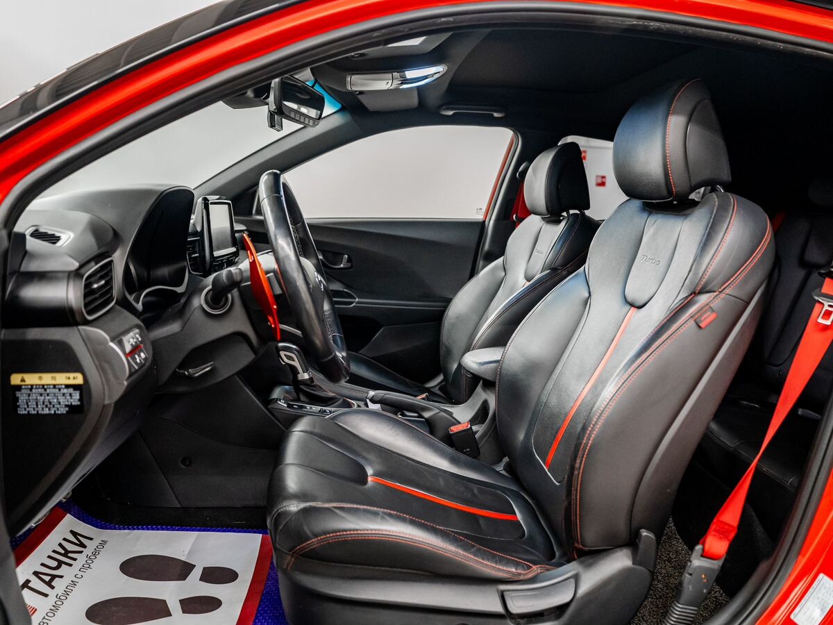 Hyundai Veloster 2019 - фото автомобиля