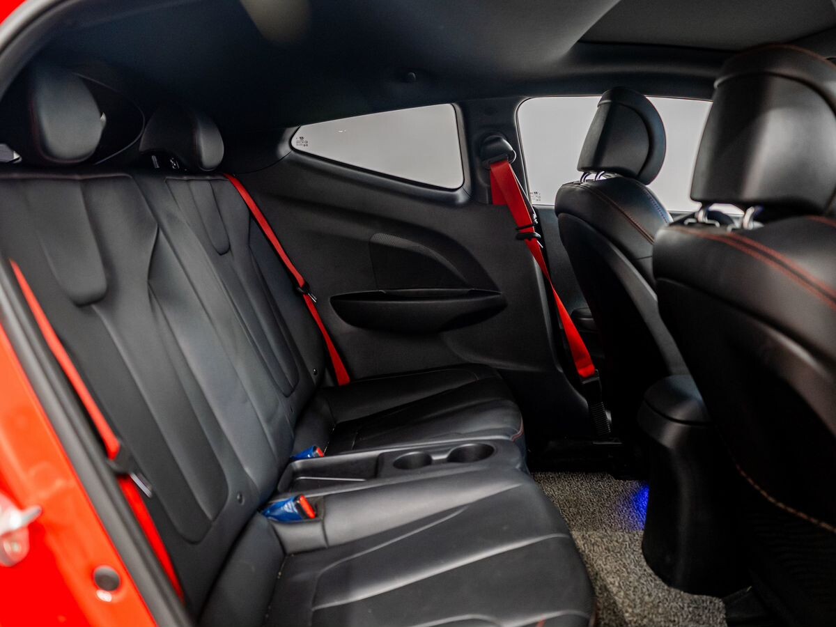 Hyundai Veloster 2019 - фото автомобиля