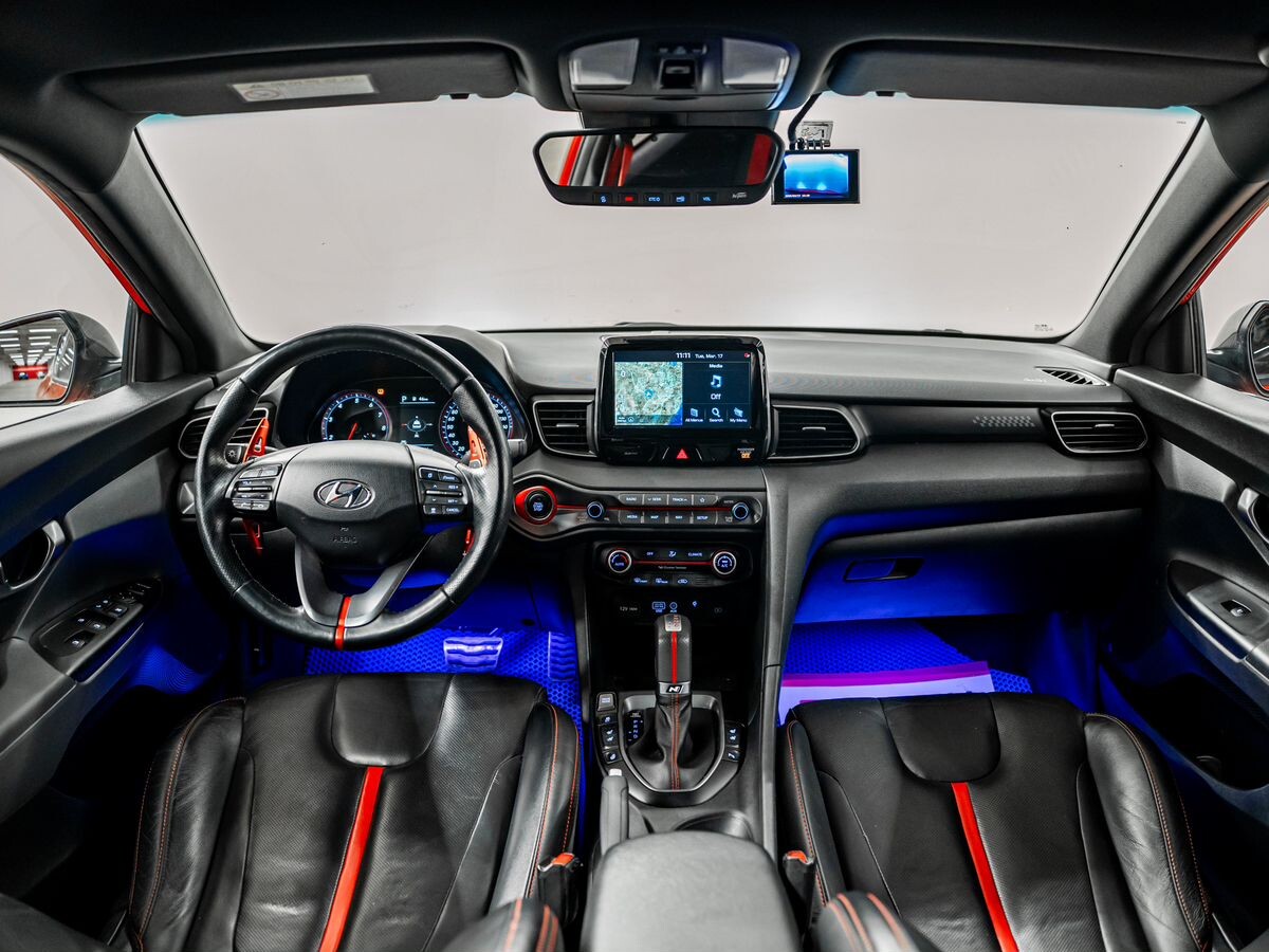 Hyundai Veloster 2019 - фото автомобиля