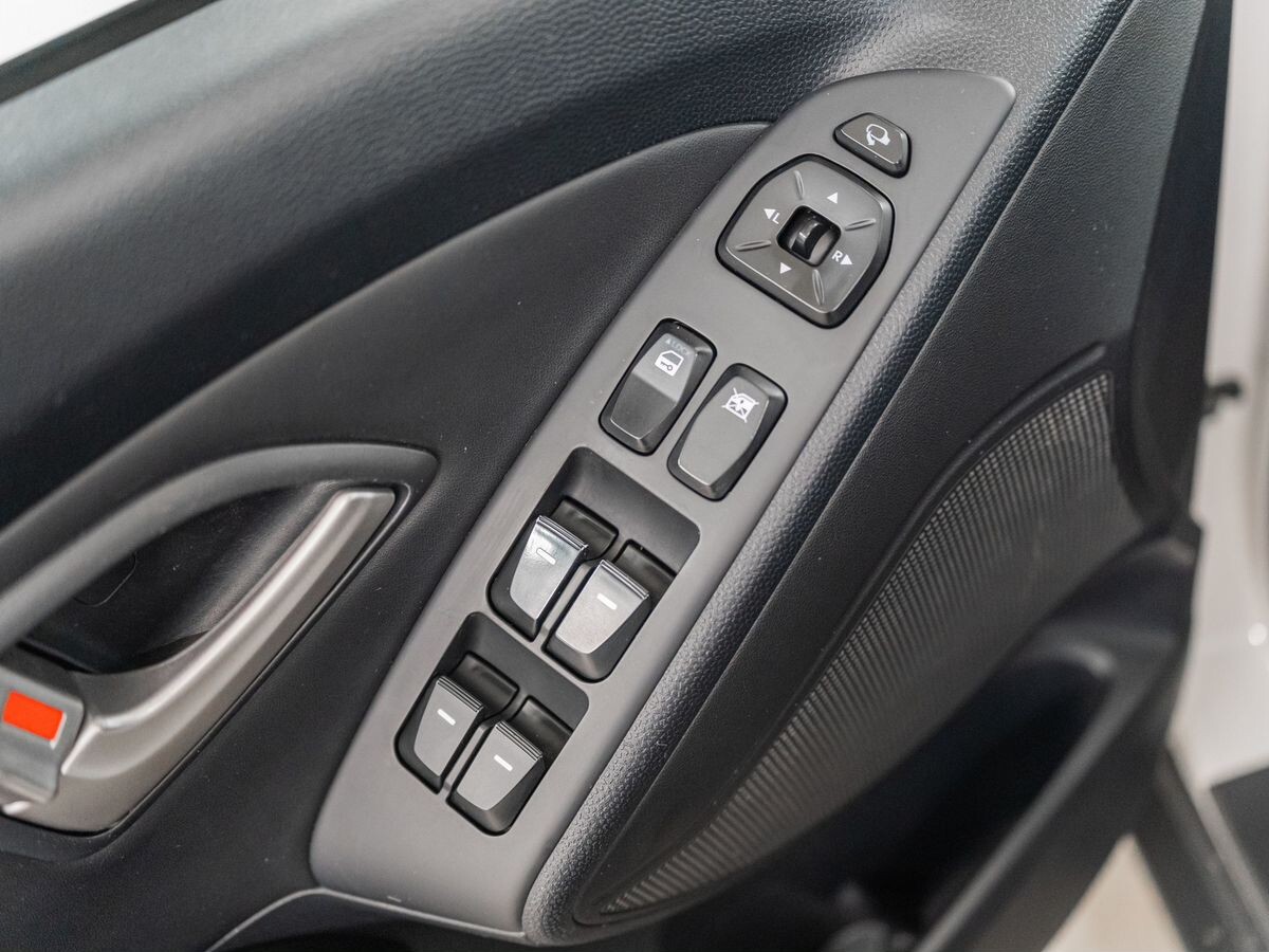 Hyundai ix35 2013 - фото автомобиля