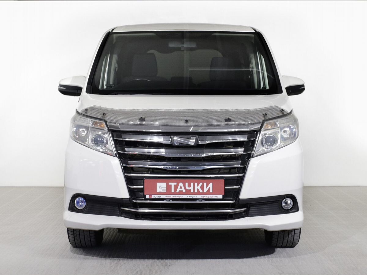 Toyota Noah 2014 - фото автомобиля