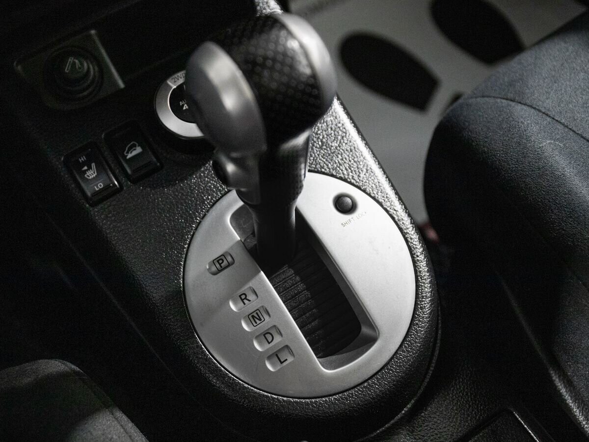 Nissan X-Trail 2011 - фото автомобиля