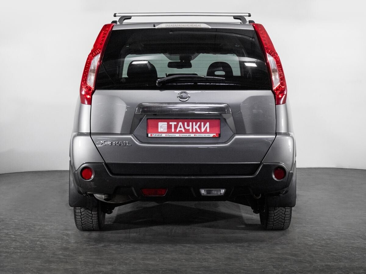 Nissan X-Trail 2011 - фото автомобиля