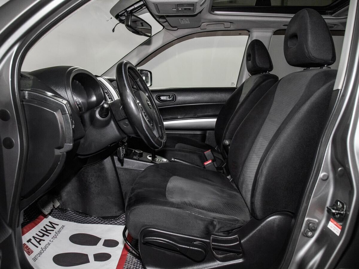 Nissan X-Trail 2011 - фото автомобиля