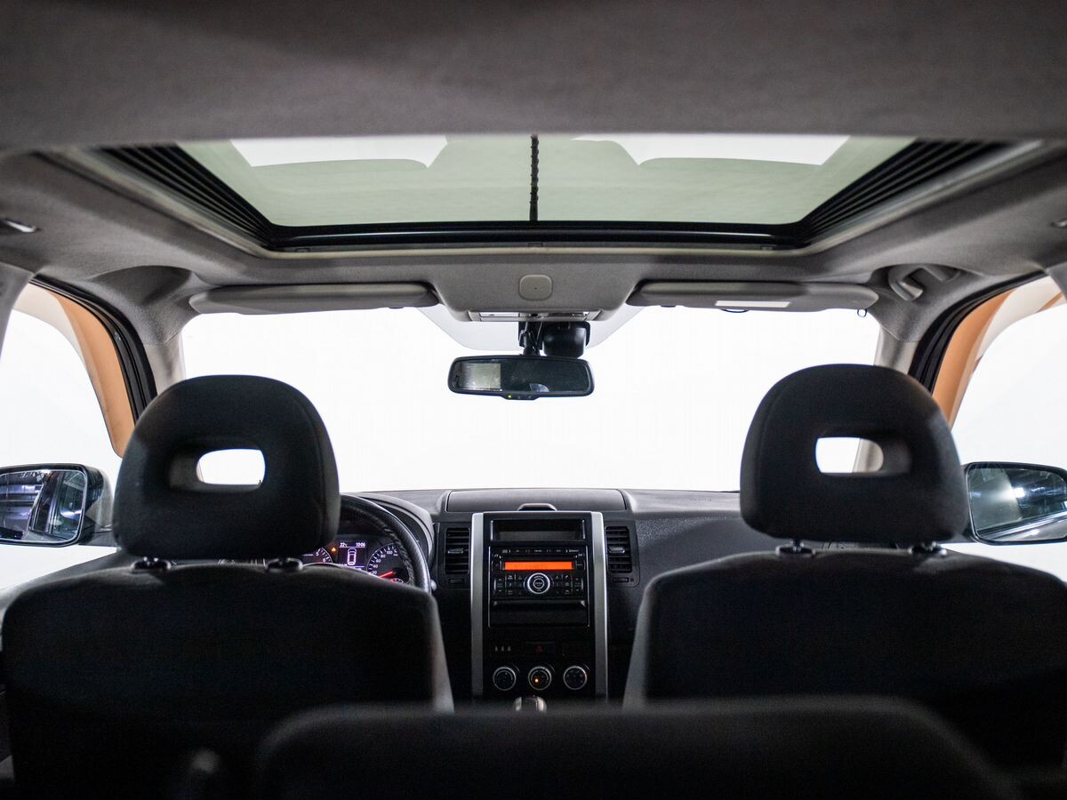 Nissan X-Trail 2011 - фото автомобиля