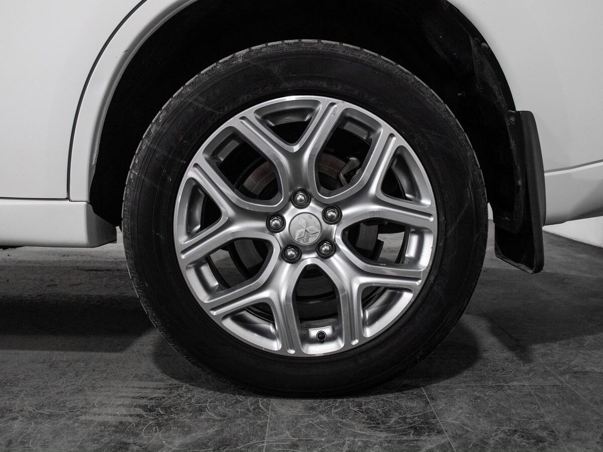 Mitsubishi Outlander 2014 - фото автомобиля