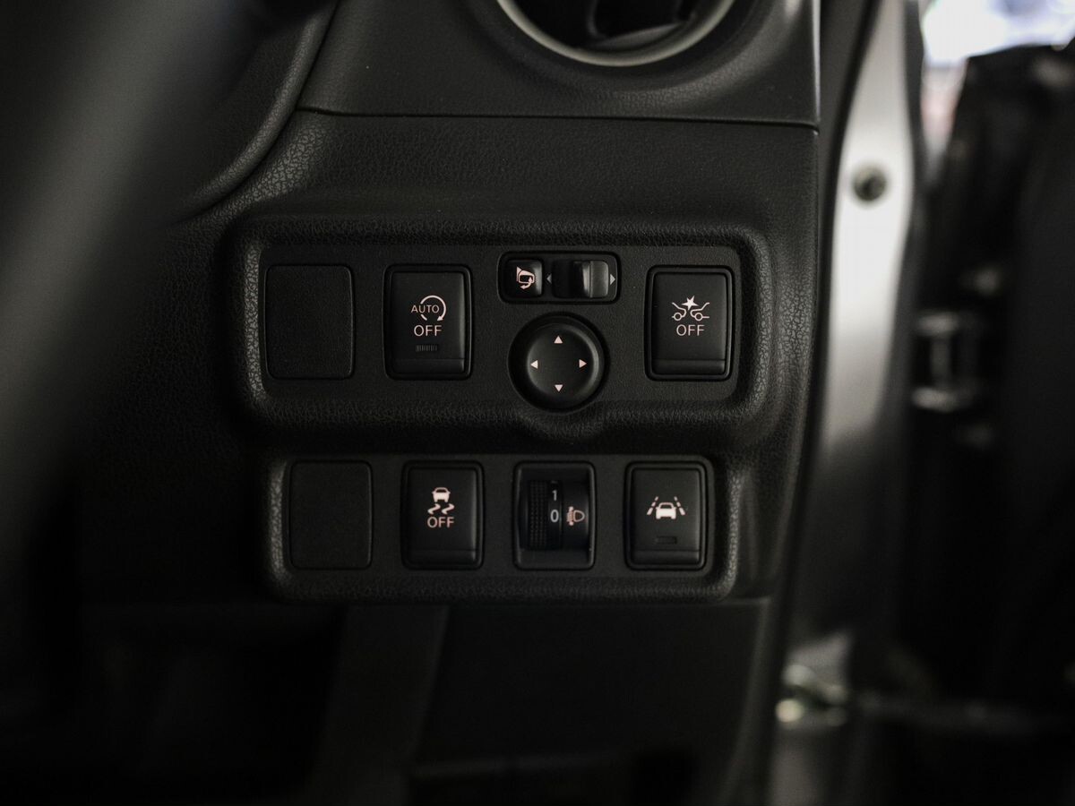 Nissan Note 2020 - фото автомобиля