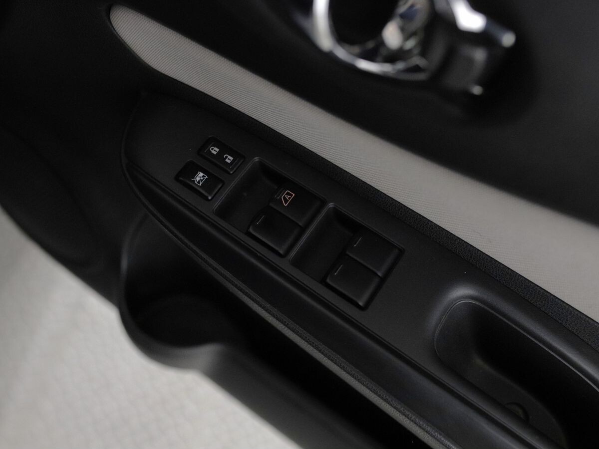 Nissan Note 2020 - фото автомобиля