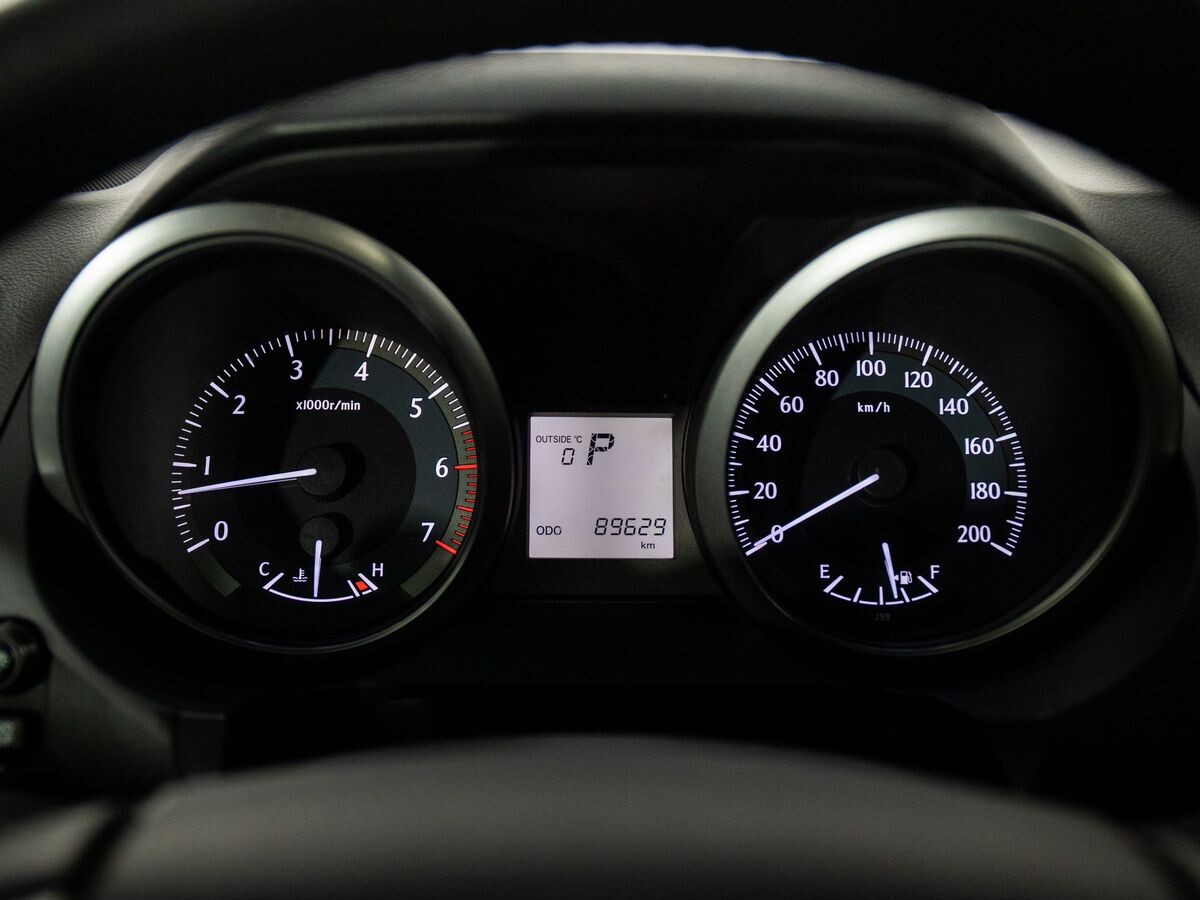 Toyota Land Cruiser Prado 2014 - фото автомобиля