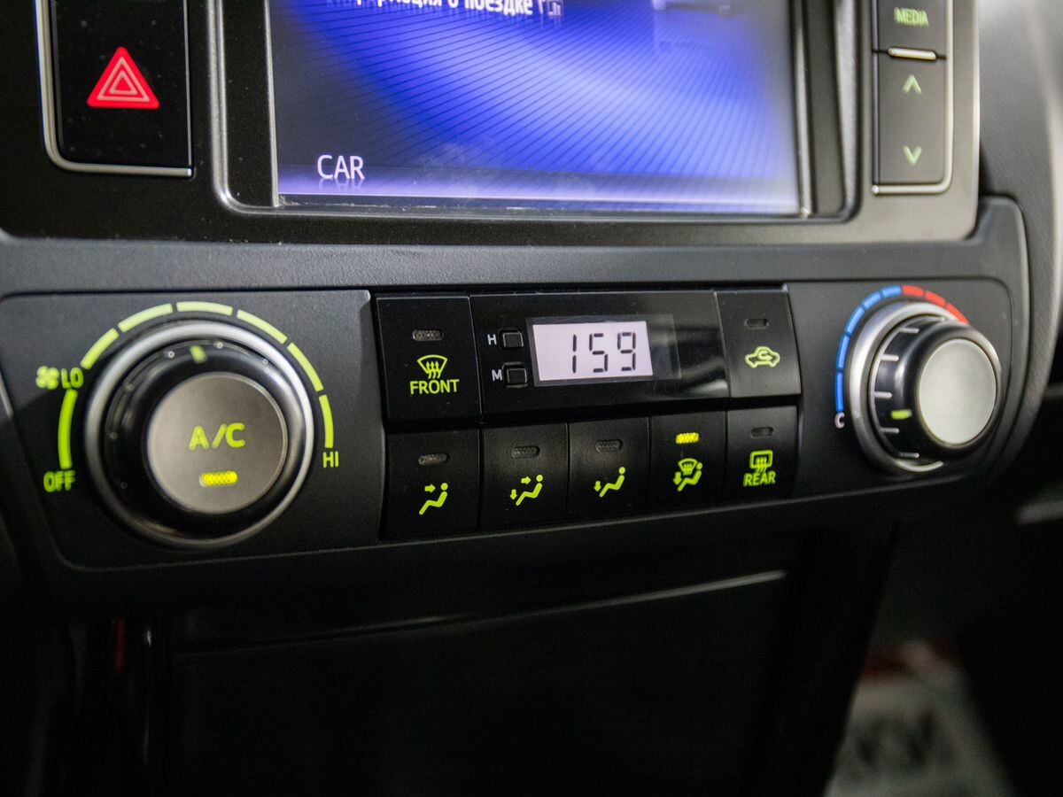 Toyota Land Cruiser Prado 2014 - фото автомобиля