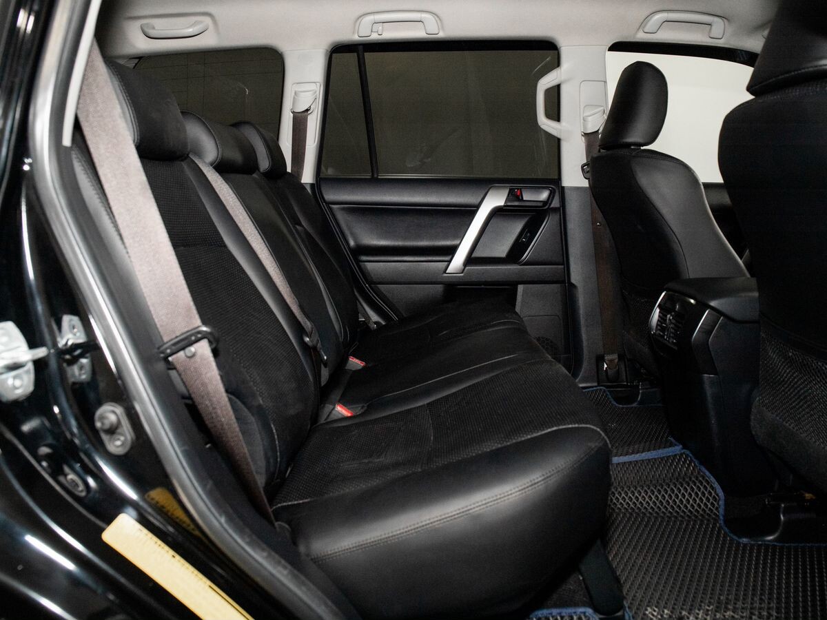 Toyota Land Cruiser Prado 2014 - фото автомобиля