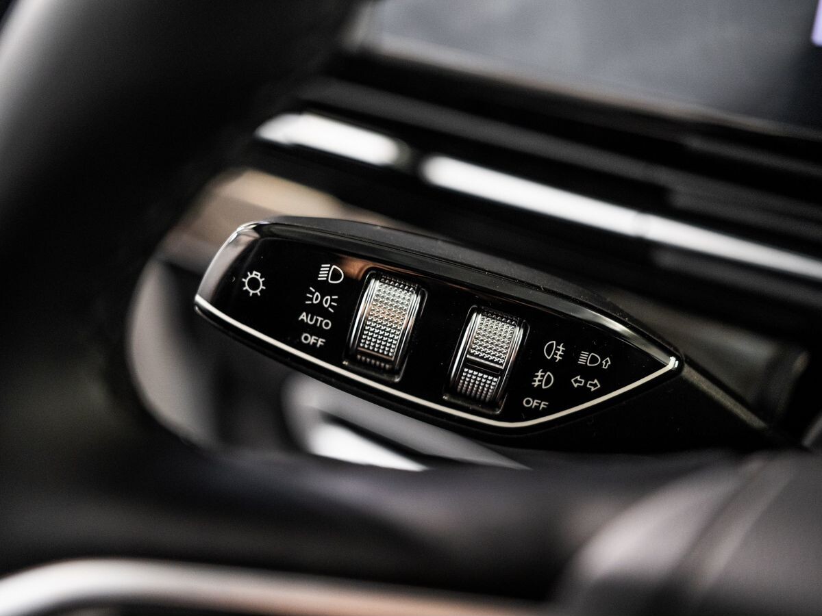 Omoda C5 2023 - фото автомобиля