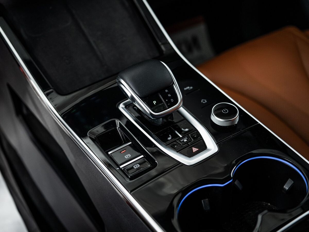 Omoda C5 2023 - фото автомобиля