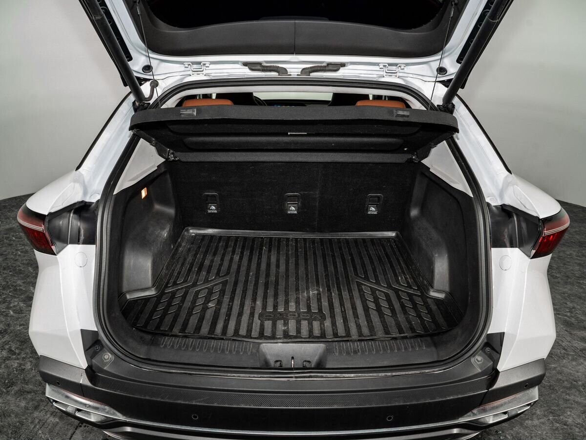 Omoda C5 2023 - фото автомобиля