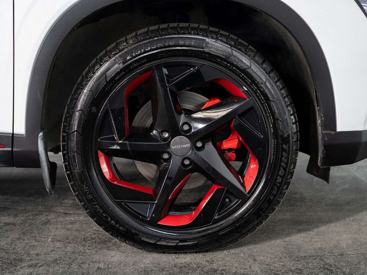 Omoda C5 2023 - фото автомобиля