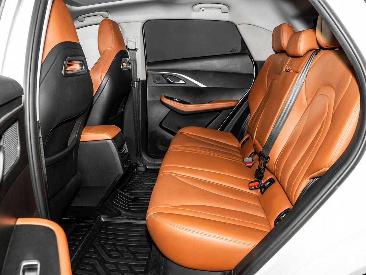 Omoda C5 2023 - фото автомобиля