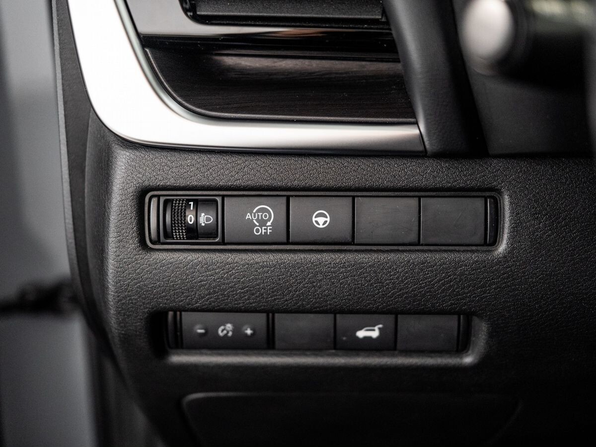 Nissan X-Trail 2021 - фото автомобиля