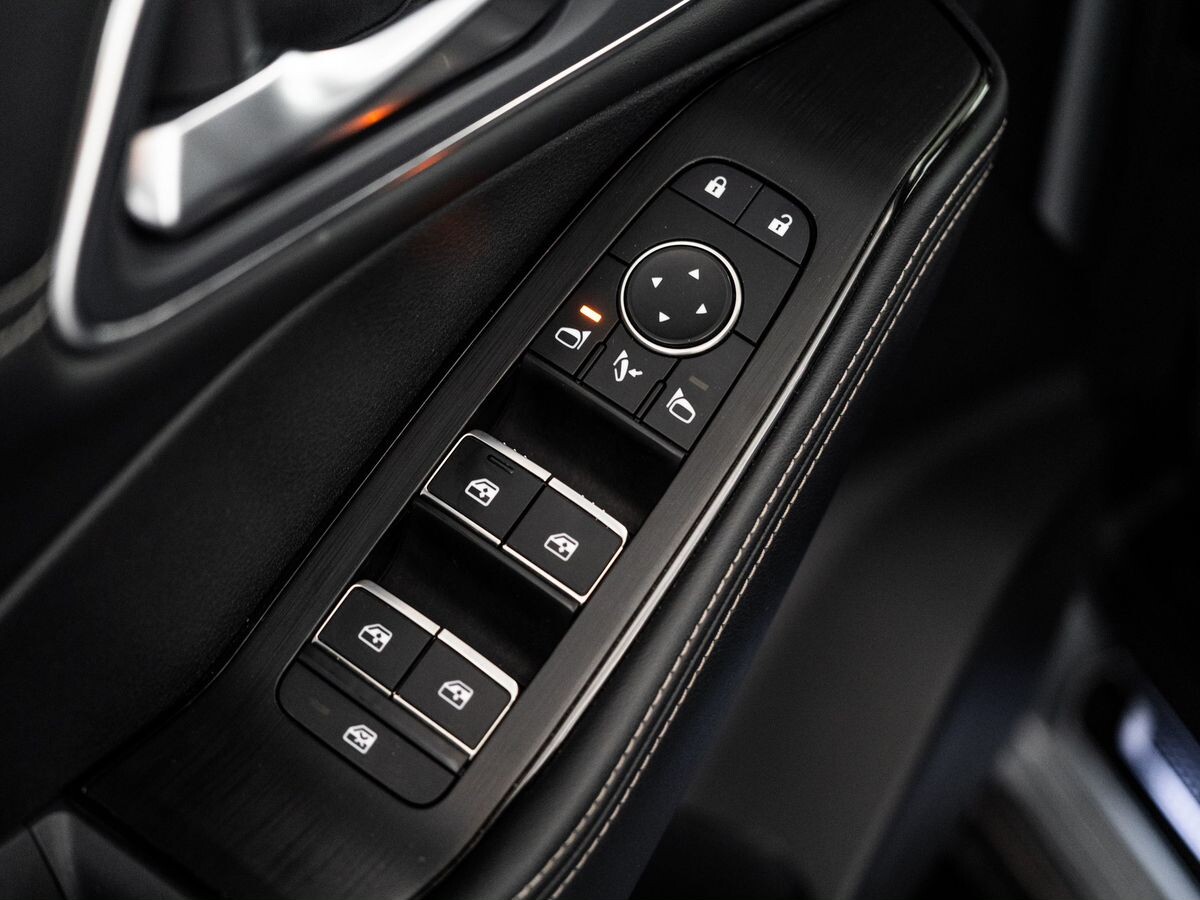 Nissan X-Trail 2021 - фото автомобиля