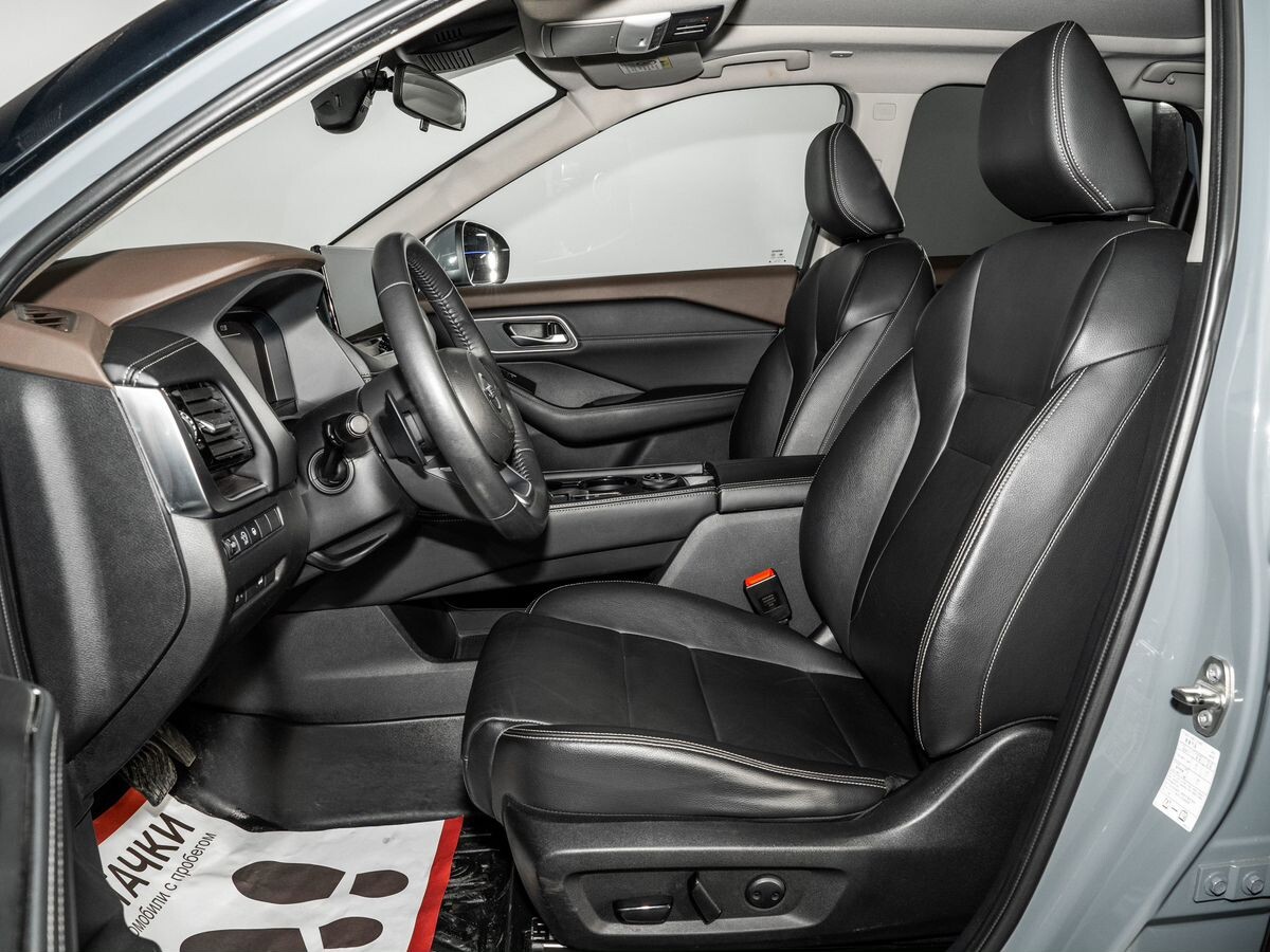 Nissan X-Trail 2021 - фото автомобиля