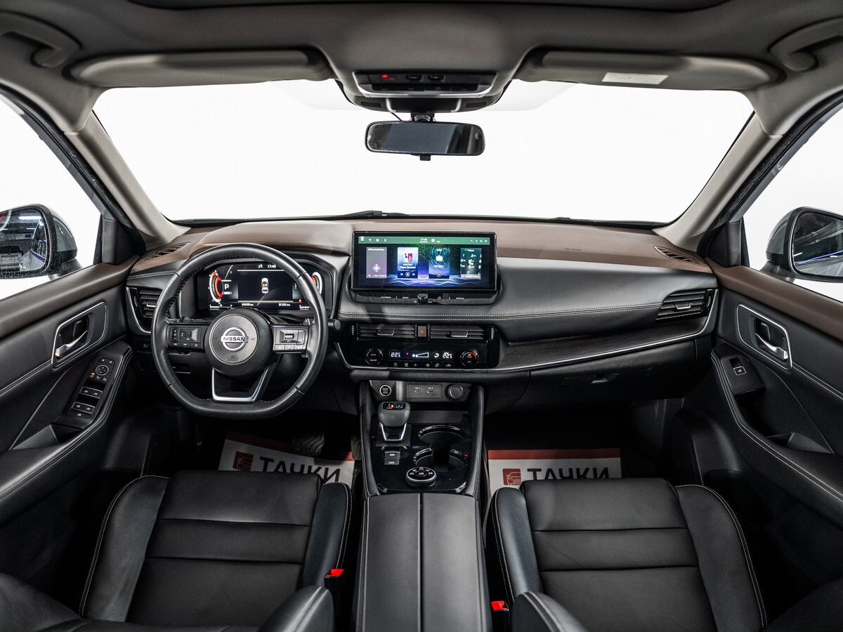 Nissan X-Trail 2021 - фото автомобиля