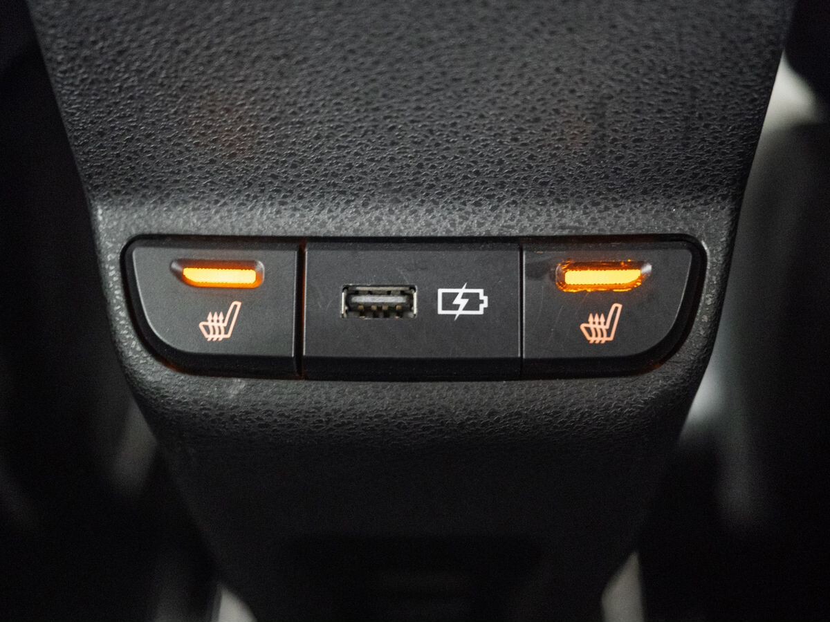 Lada (ВАЗ) Largus 2021 - фото автомобиля