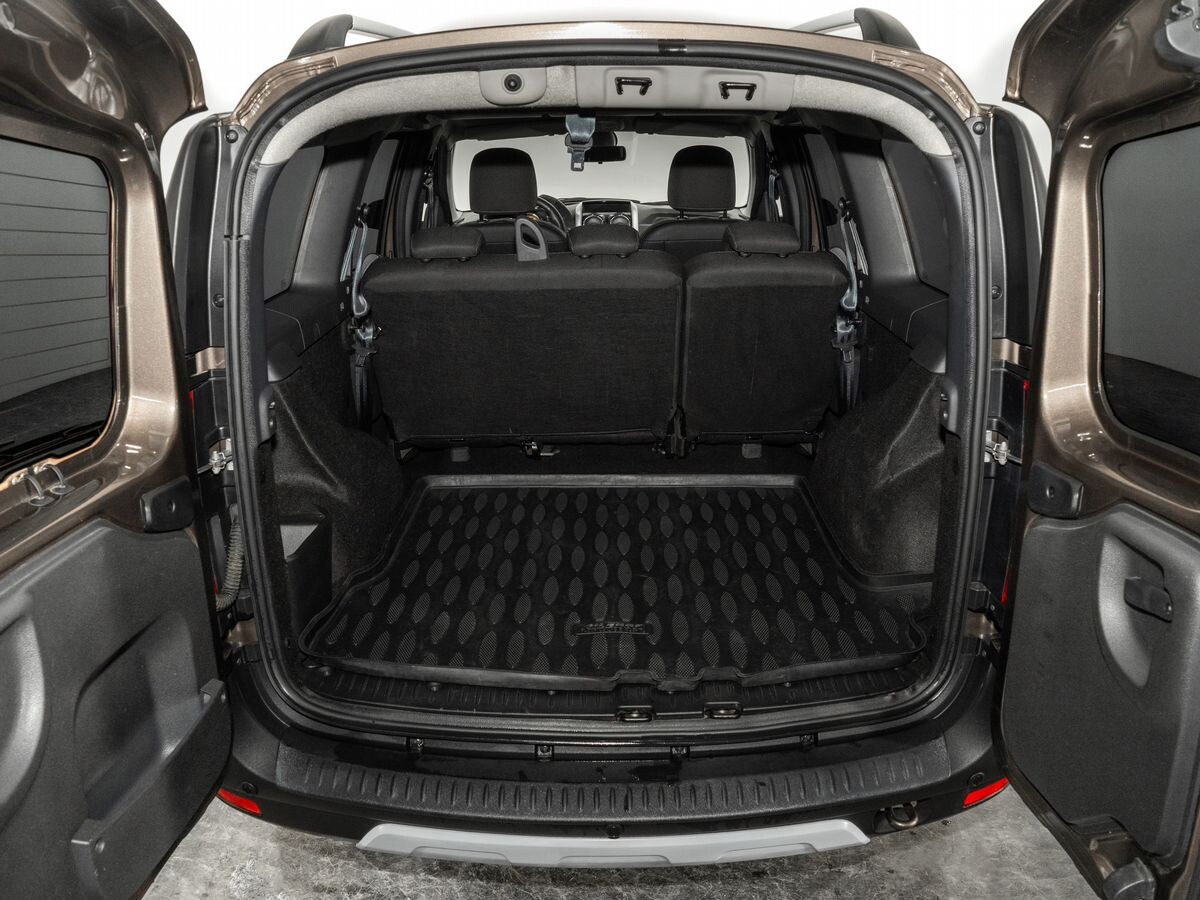 Lada (ВАЗ) Largus 2021 - фото автомобиля