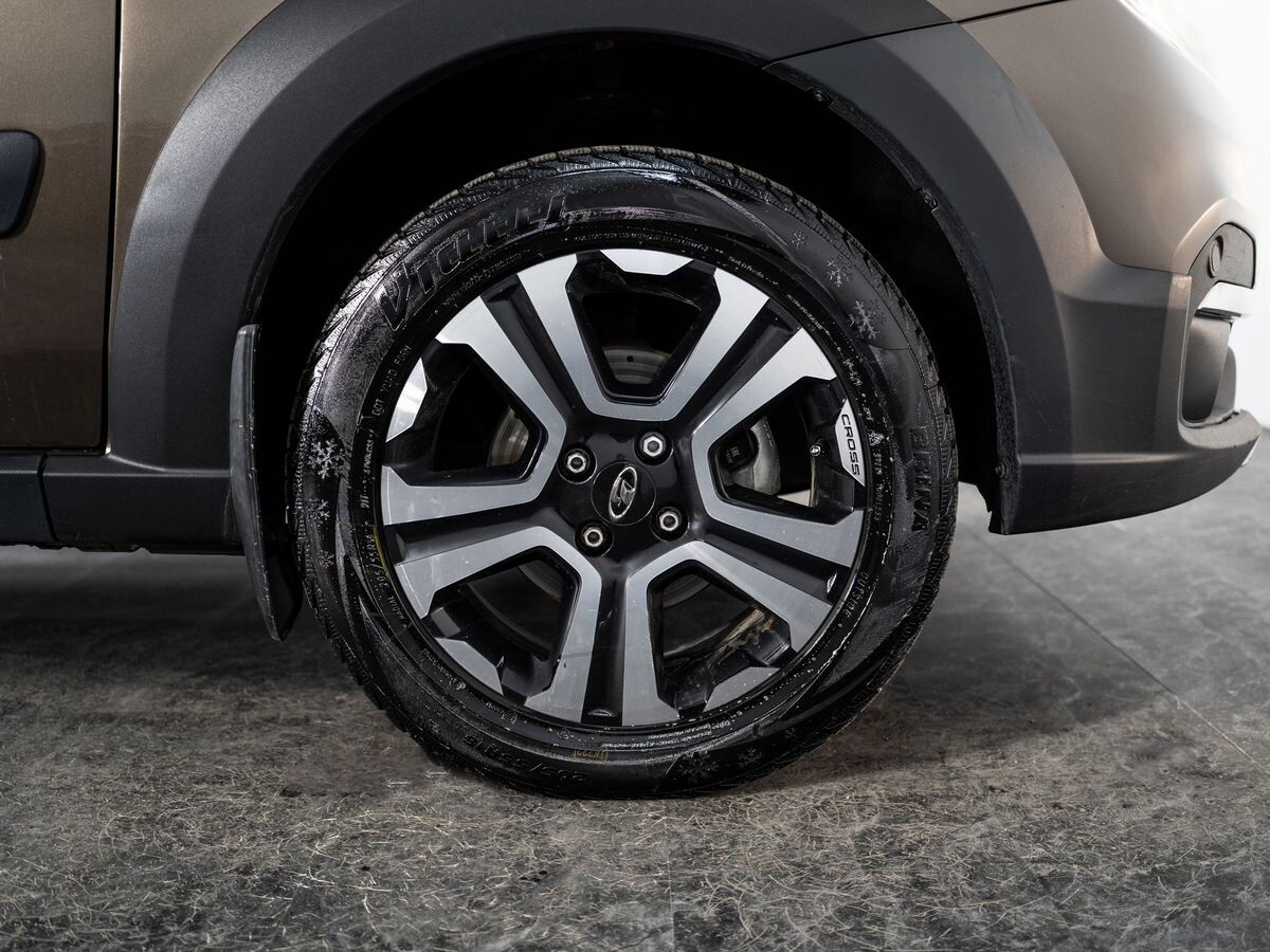 Lada (ВАЗ) Largus 2021 - фото автомобиля