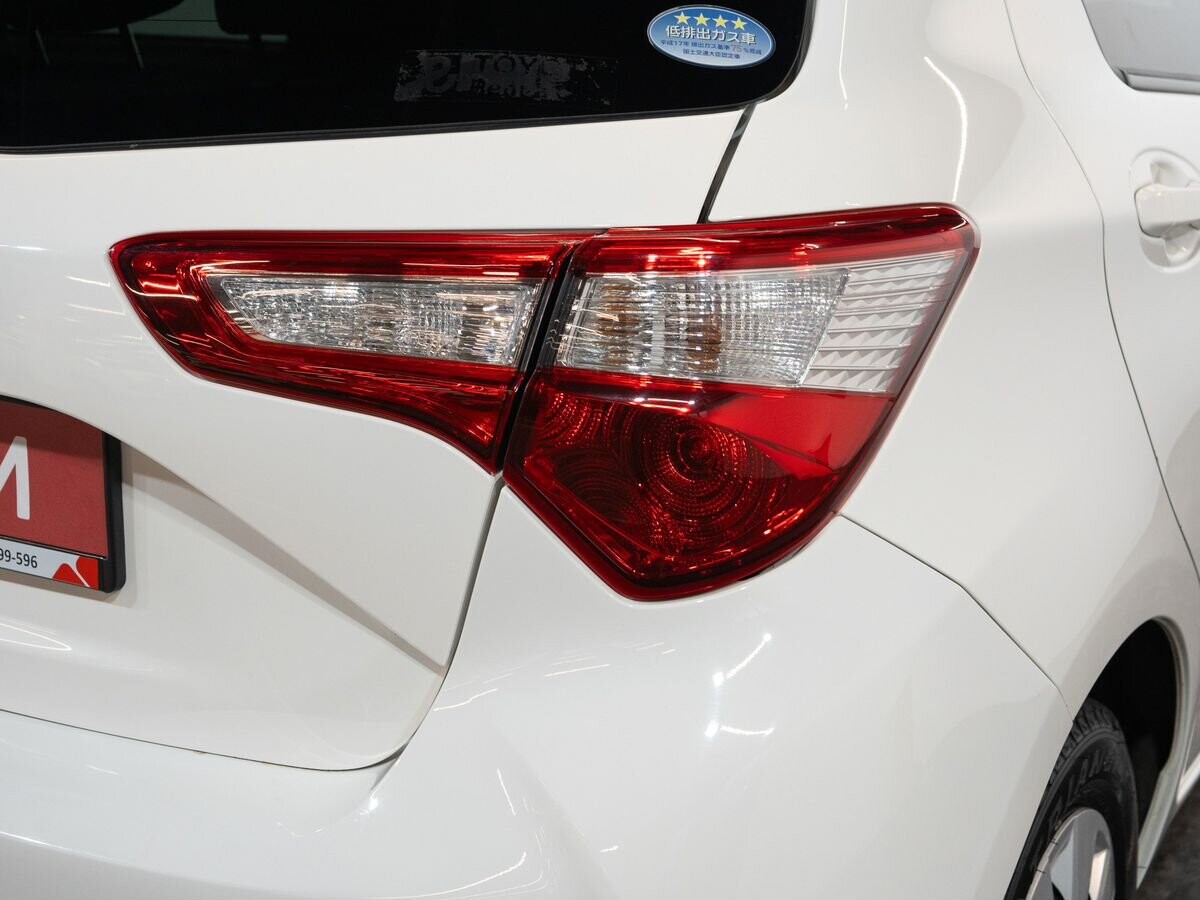 Toyota Vitz 2019 - фото автомобиля