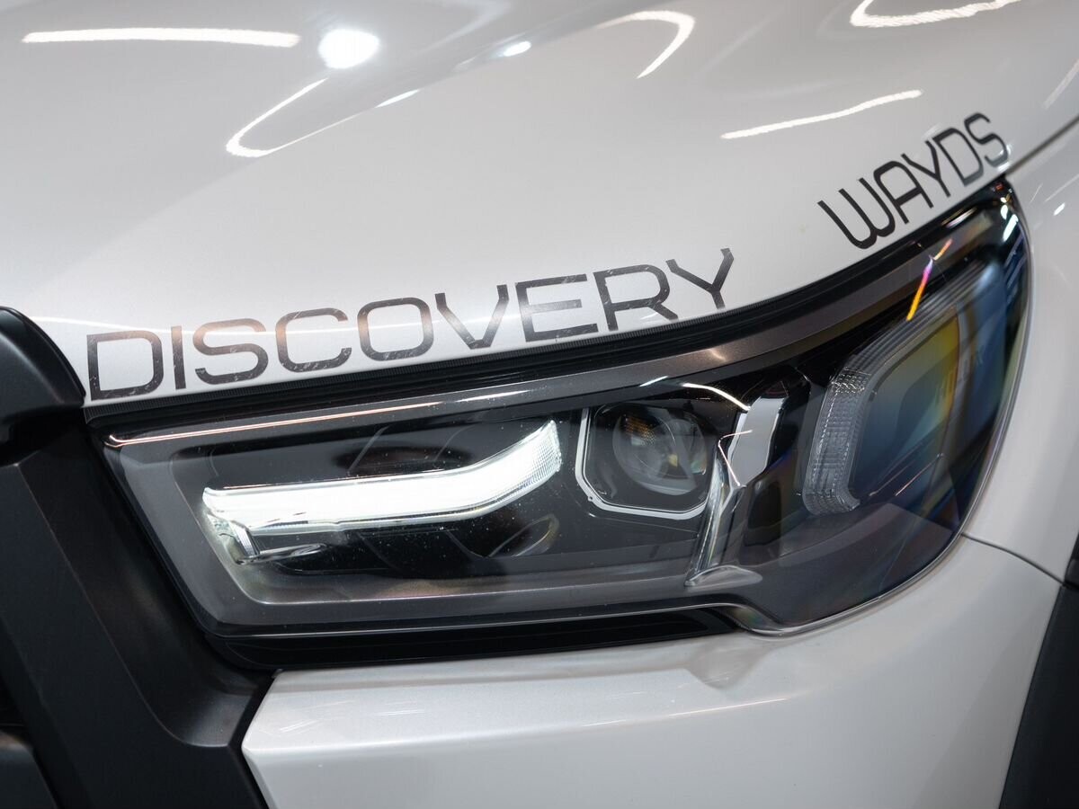 Toyota Hilux 2020 - фото автомобиля