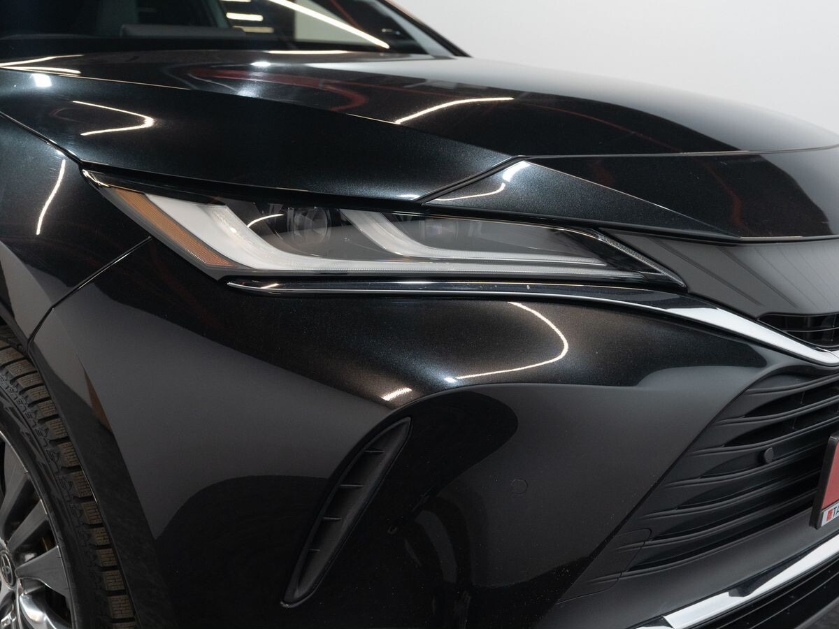 Toyota Harrier 2020 - фото автомобиля