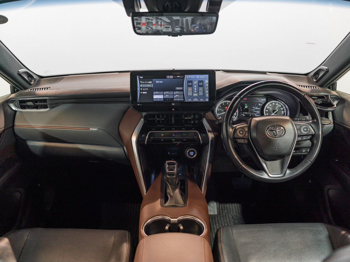 Toyota Harrier 2020 - фото автомобиля