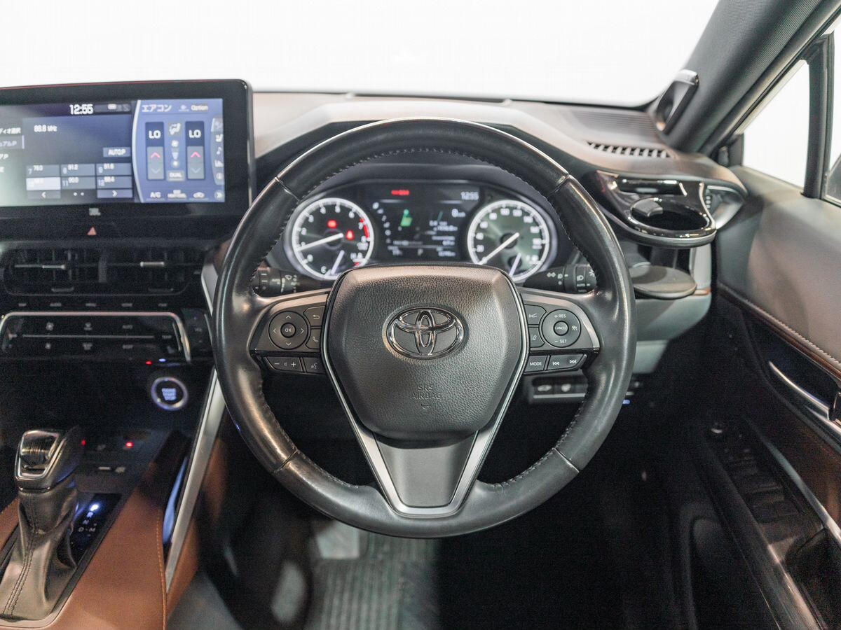 Toyota Harrier 2020 - фото автомобиля