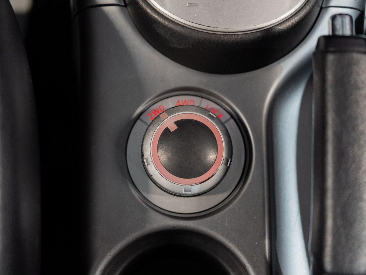 Peugeot 4007 2011 - фото автомобиля