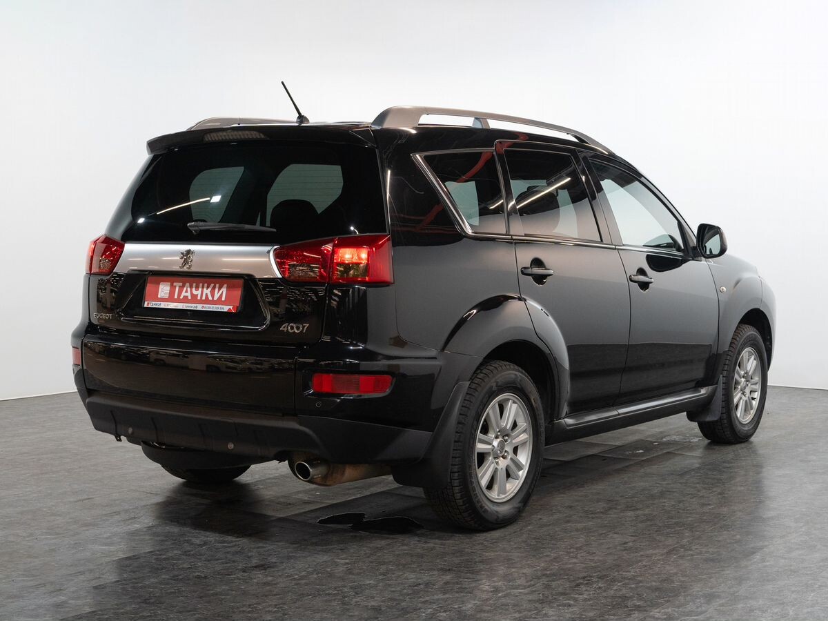 Peugeot 4007 2011 - фото автомобиля