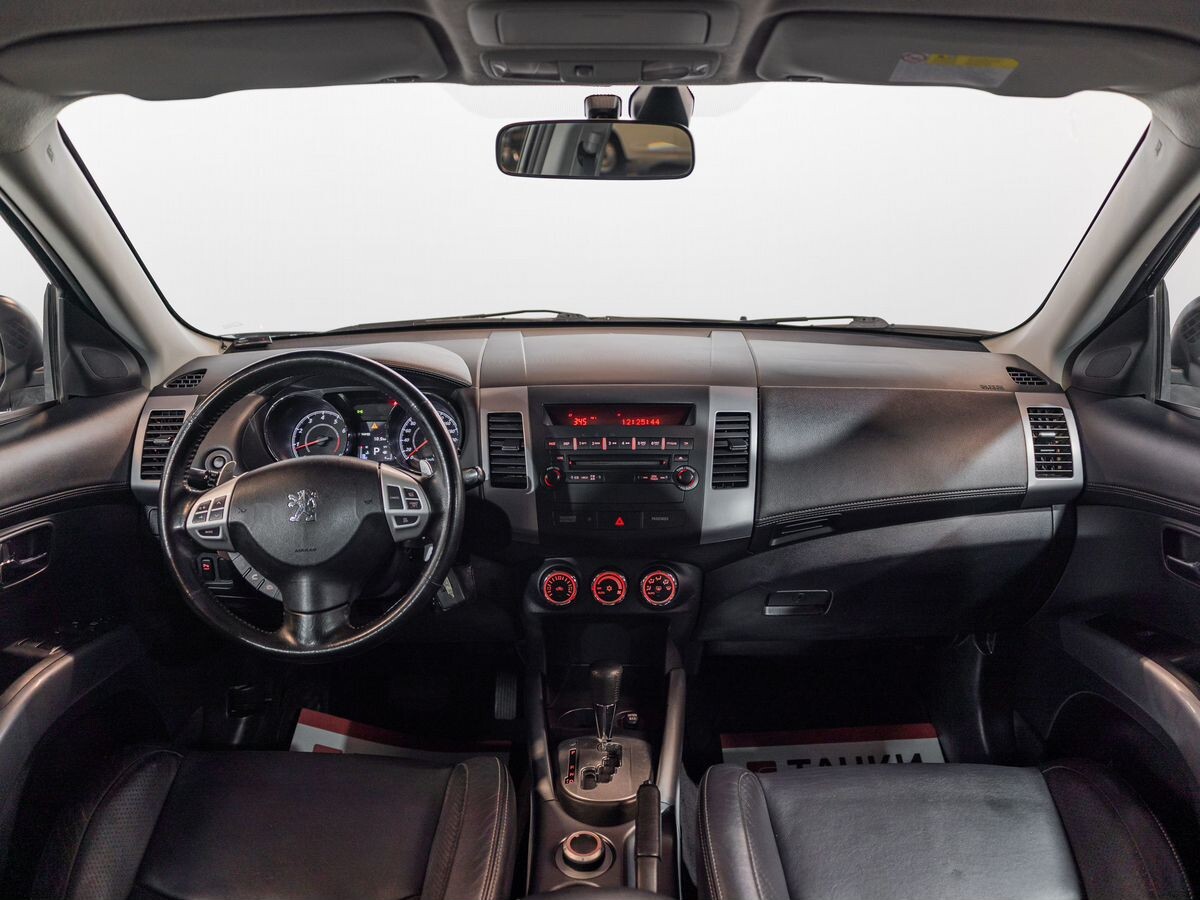 Peugeot 4007 2011 - фото автомобиля