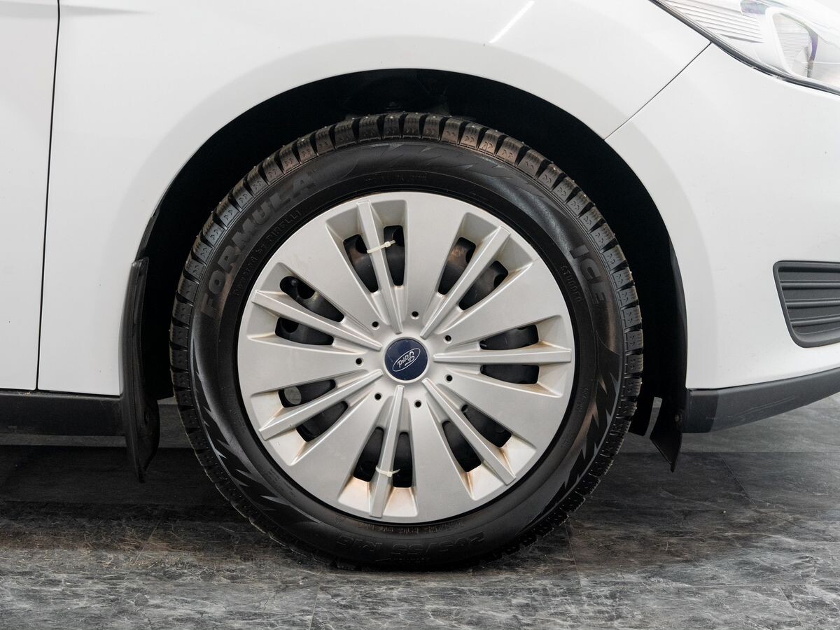 Ford Focus 2016 - фото автомобиля