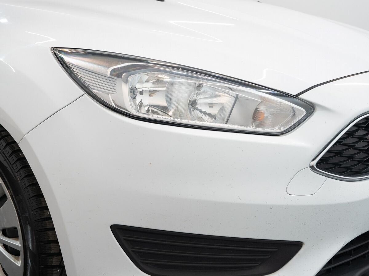 Ford Focus 2016 - фото автомобиля