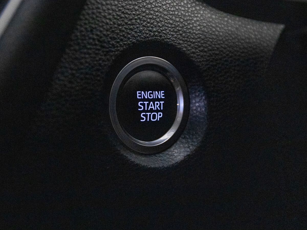 Toyota Corolla 2019 - фото автомобиля